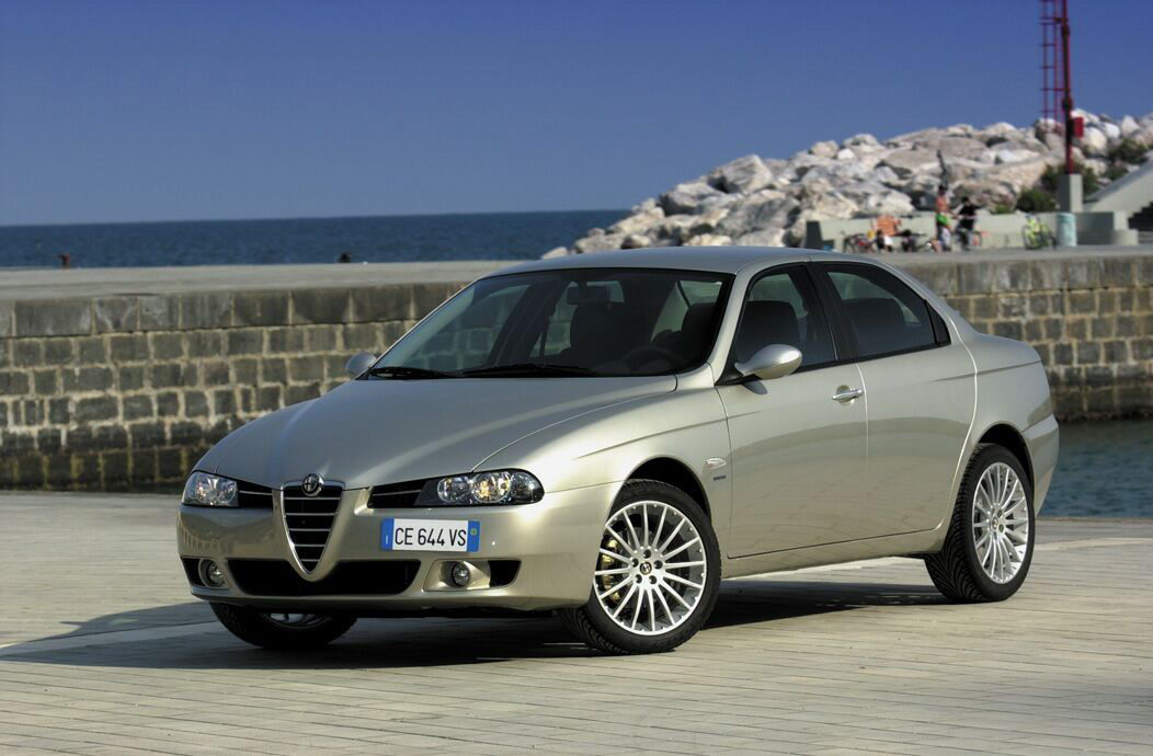 Alfa Romeo 156 2003 002.jpg